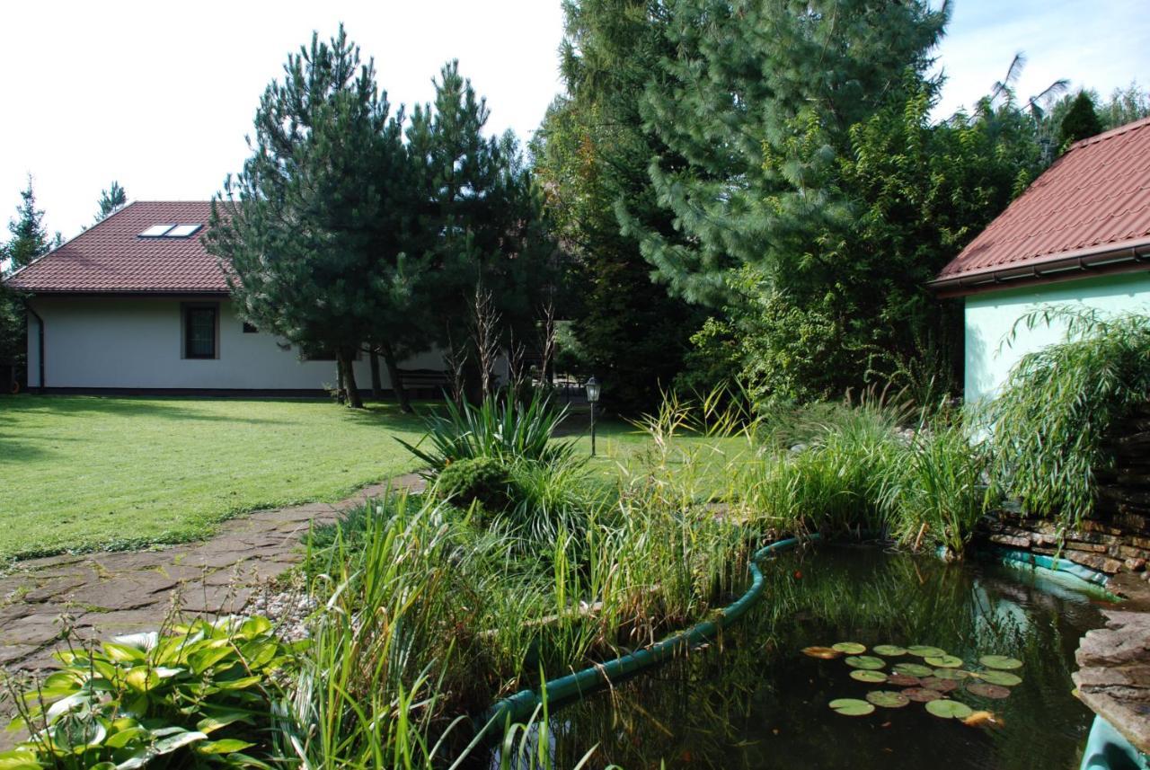 VillaRenoma Nadarzyn Esterno foto
